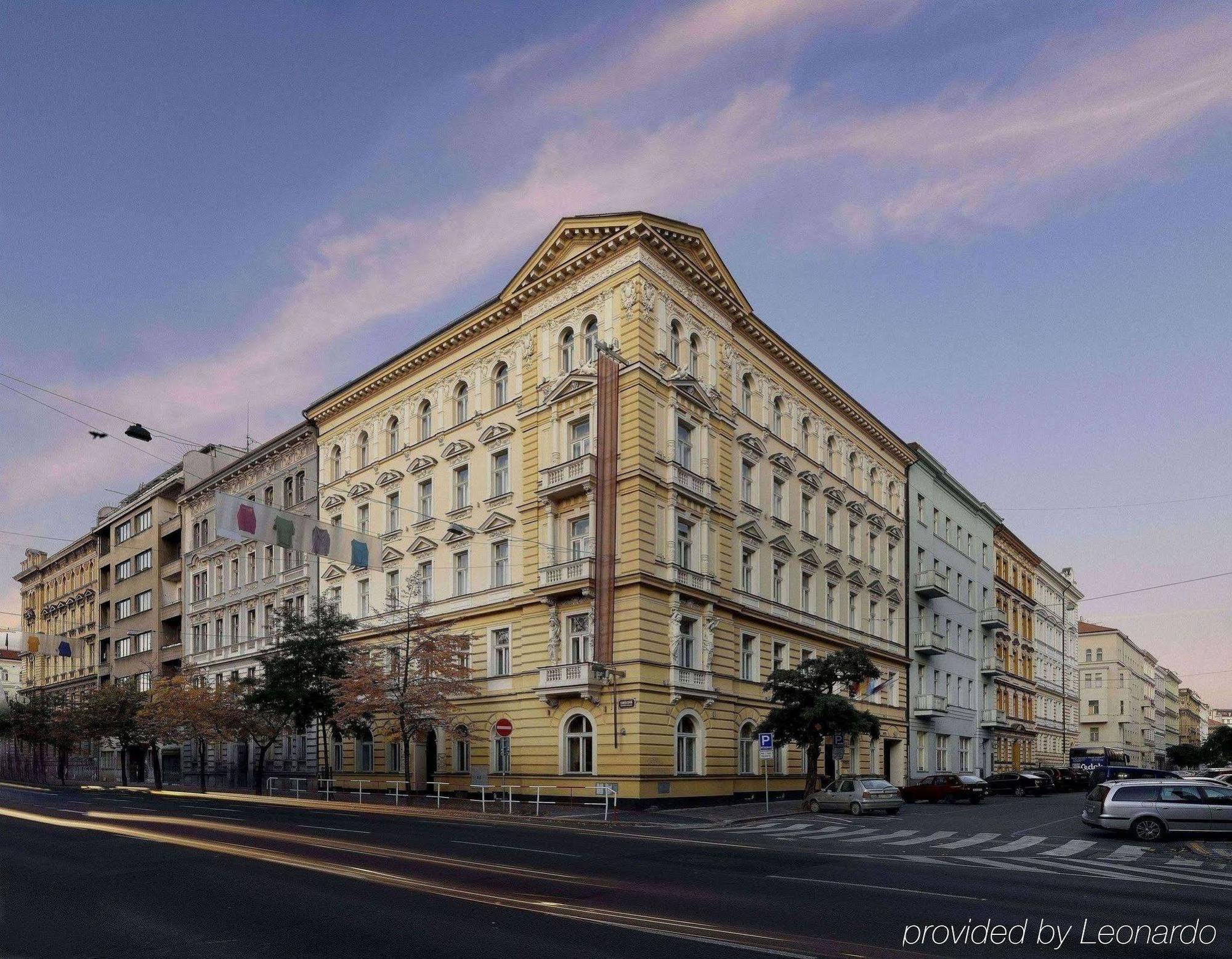 Hotel Assenzio Praag Buitenkant foto